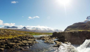 Отель Fossardalur Guesthouse  Djúpivogur